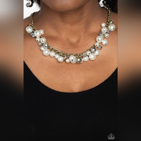 Glinting Goddess - Brass - Picture 1 of 3